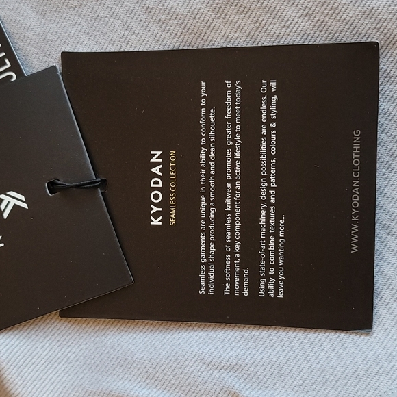 Ultra High Waste Seamless Gray Thick Soft Large Leggings by Kyodan - Picture 13 of 15